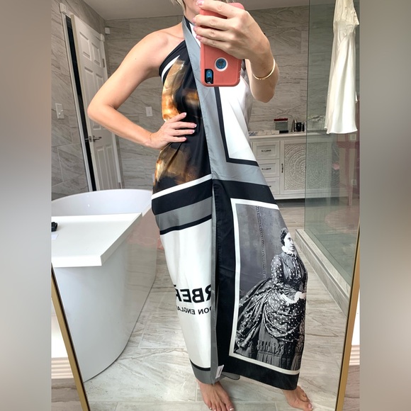 Authentic BURBERRY Silk Montage Print Large Square Scarf Monochrome. - Picture 2 of 10